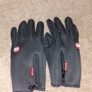 Black Swim Gloves